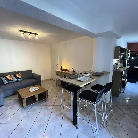 Hotel Résidence Les Jardins Du - 2 Pièces Pour 4 Personnes 554 *