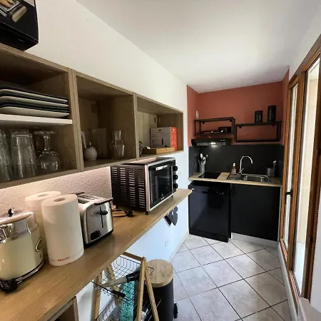 Hotel Résidence Les Jardins Du - 2 Pièces Pour 4 Personnes 554 Aix-les-Bains